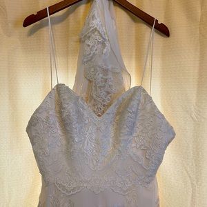 White Long Dress With Train Size 8